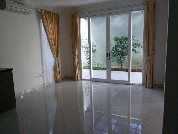 Rumah dijual di cluster Menteng Lippo Cikarang